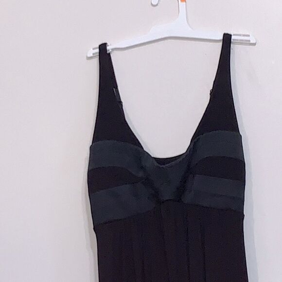 BEBE Women’s Black Silk Sleeveless Bubble Hemline Cocktail Mini Dress XS USA - Picture 2 of 11